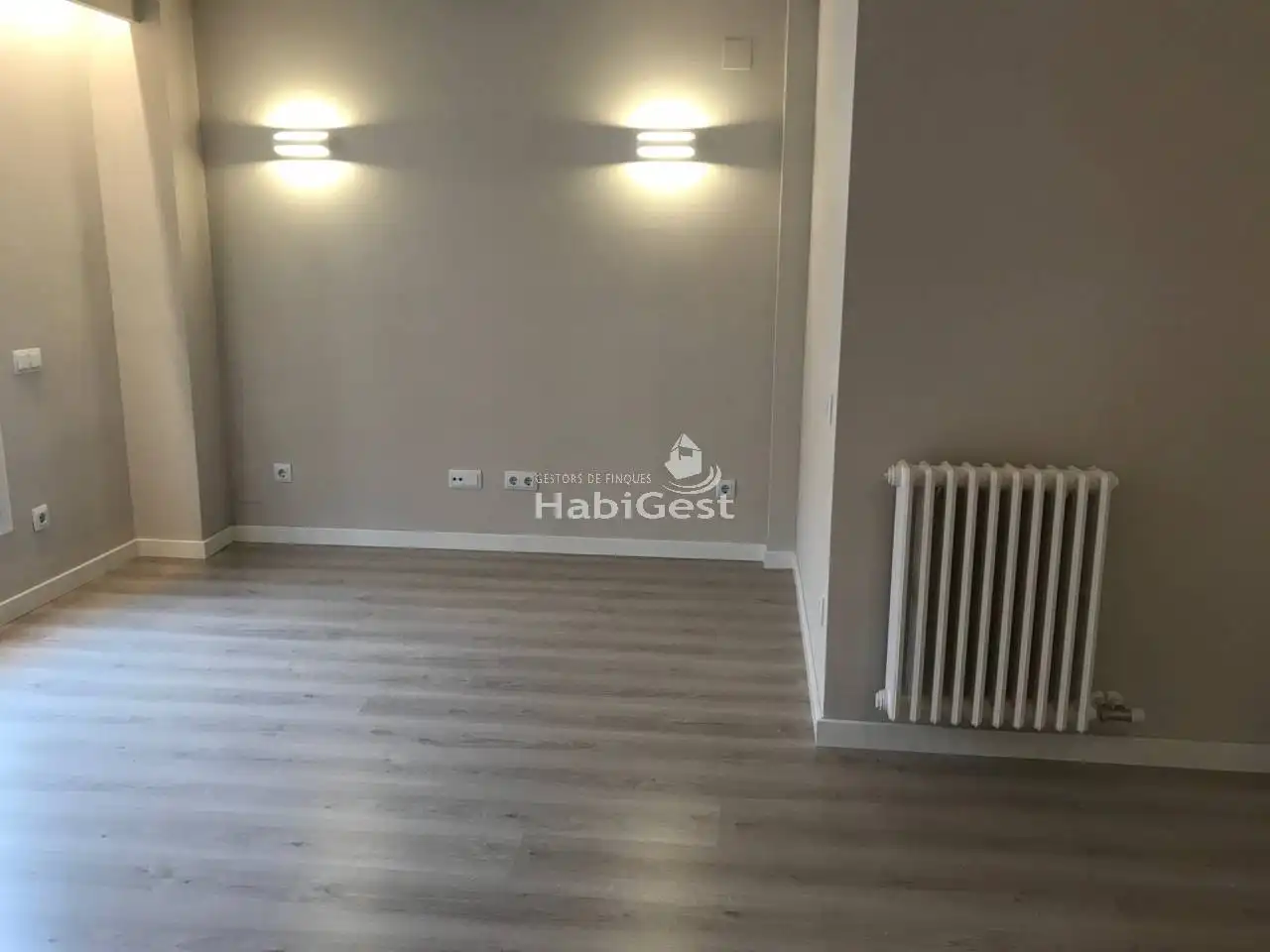 Appartamento con terrazza in vendita a Calle MALUQUER SALVADOR, imagen 13