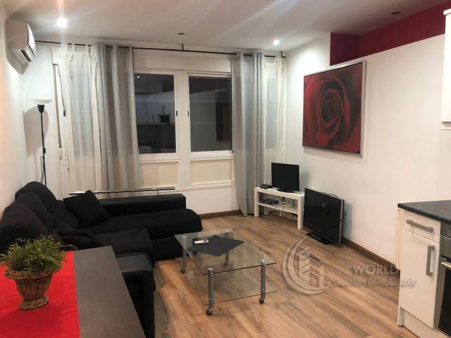 Piso en Venta en Plaza de los Mostenses, 9 en Universidad - Malasaña