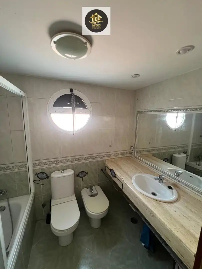 Bathroom of Flat for sale in Jaén  with Heating, Storage room and Balcony