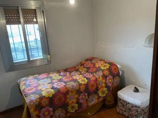 Schlafzimmer von Dachboden zum Verkauf in Barcelona