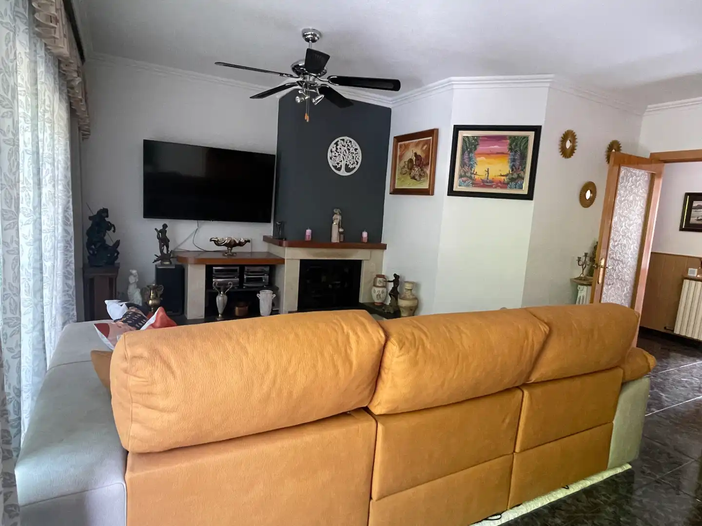 Living room of Detached homes for sale in Olot, Girona