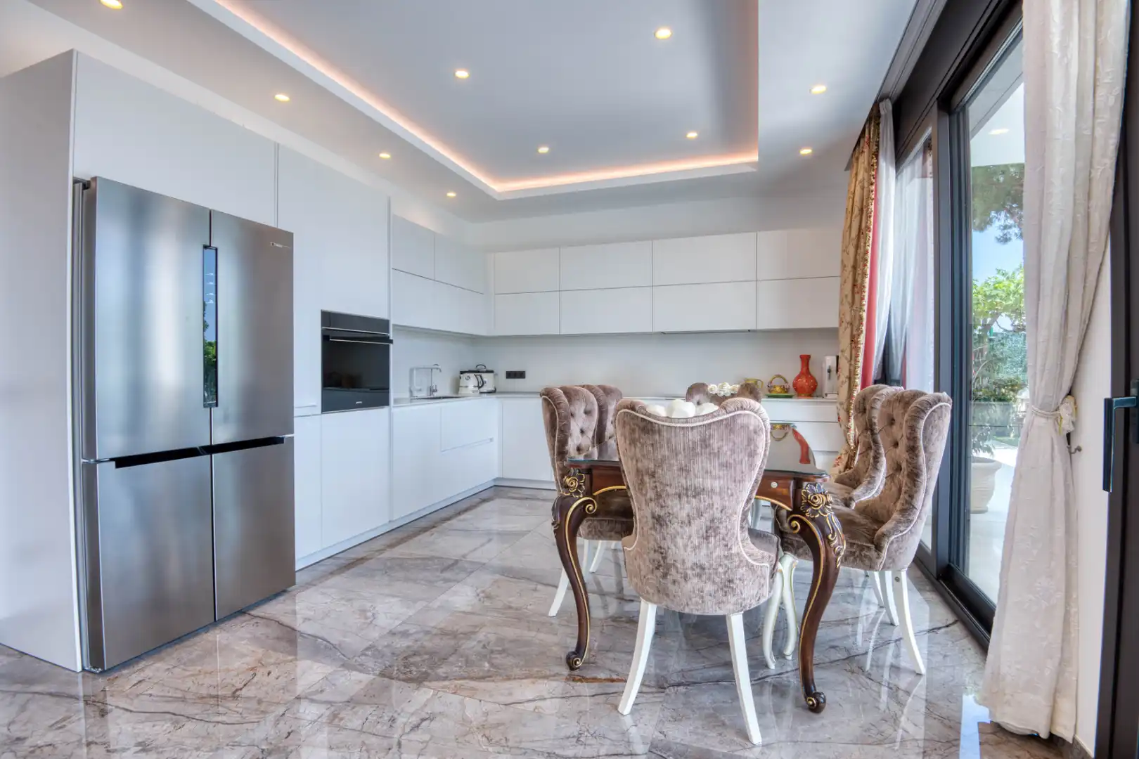 Chalet con piscina en venta en Carrer Cadí, imagen 8