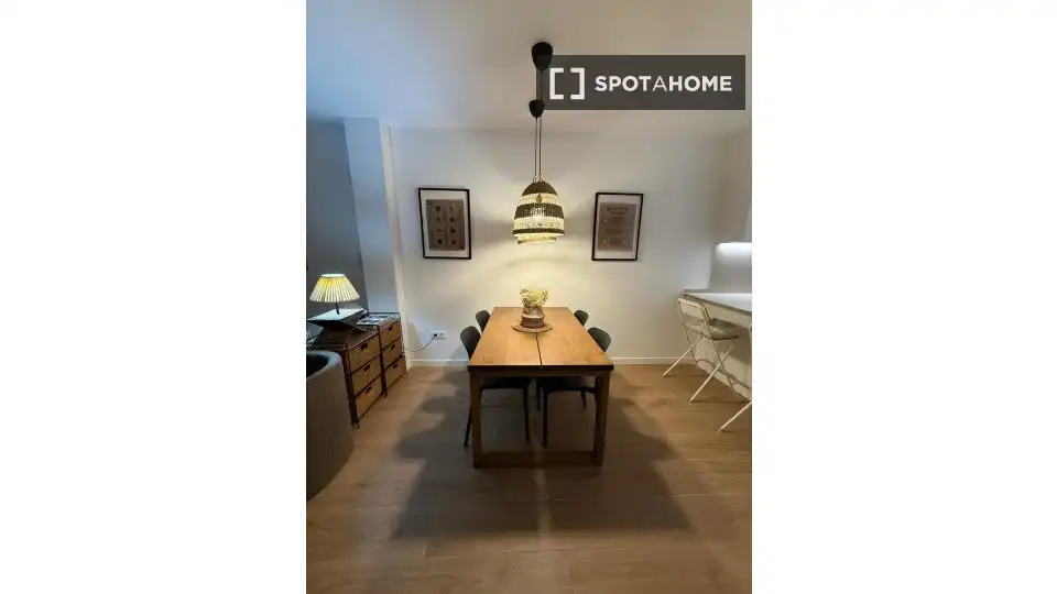 Comedor de Piso de alquiler en Paterna con Aire acondicionado, Calefacción y Amueblado