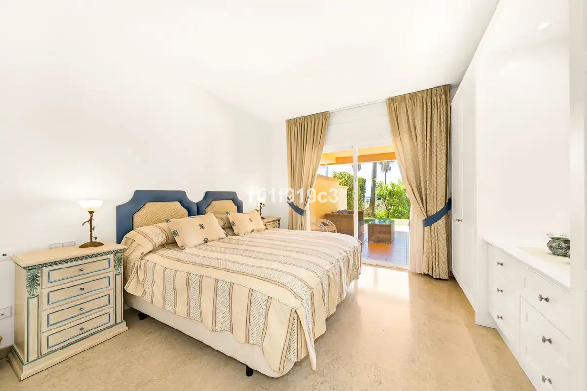 Flat with lift for sale in Elviria - Cabopino, imagen 4