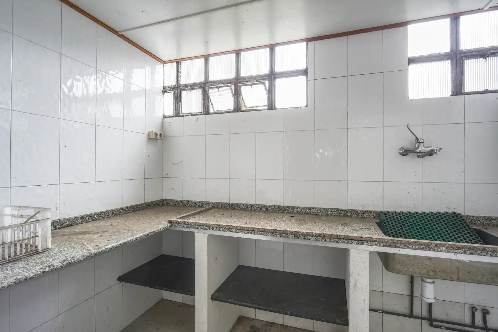 Cocina de Edificio en venta en Padrón