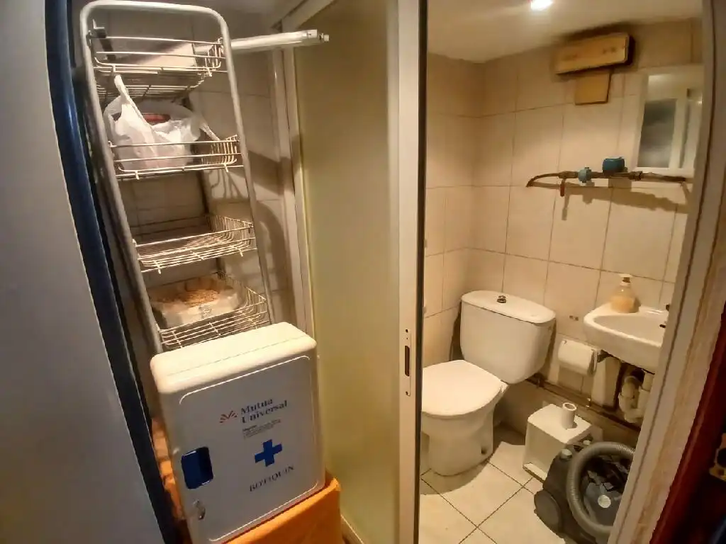 Baño de Local en venta en  Logroño con Amueblado