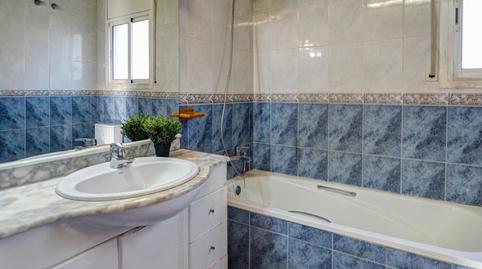 Foto 3 de Casa o chalet en venta en Carrer Enric Granados, Levantina - Montgavina - Quintmar, Barcelona