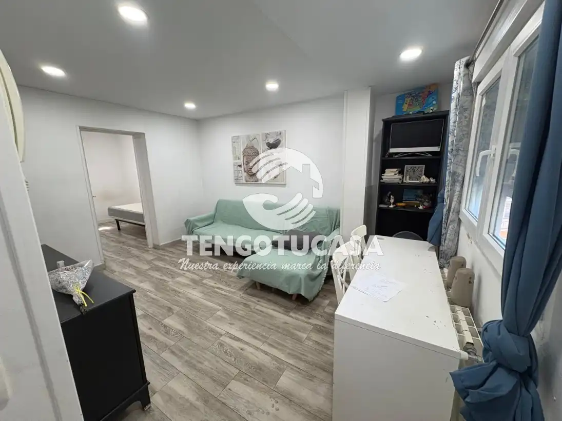 Piso en venta en Madrid con Calefacción y Amueblado