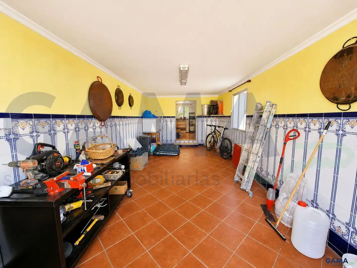 Houses for sale in Alberic  with Air Conditioner, Terrace and Swimming Pool