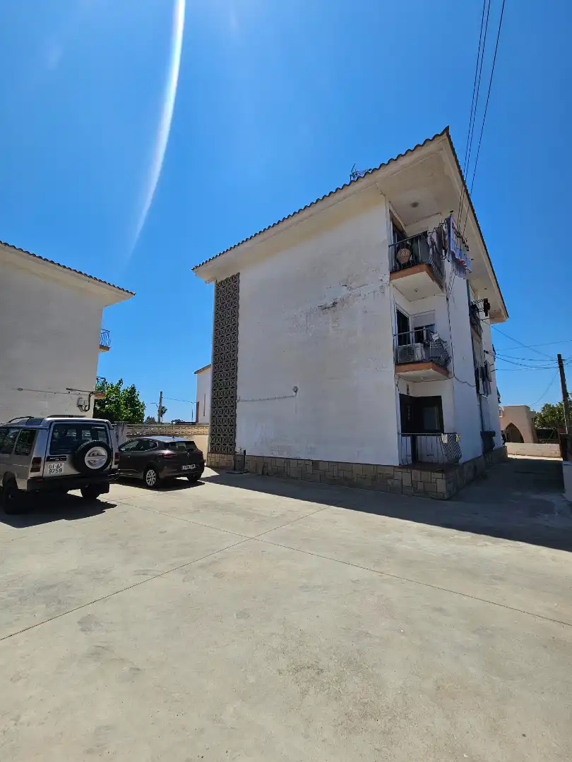 Außenansicht von Wohnung zum Verkauf in Torredembarra mit Ofen und Balkon