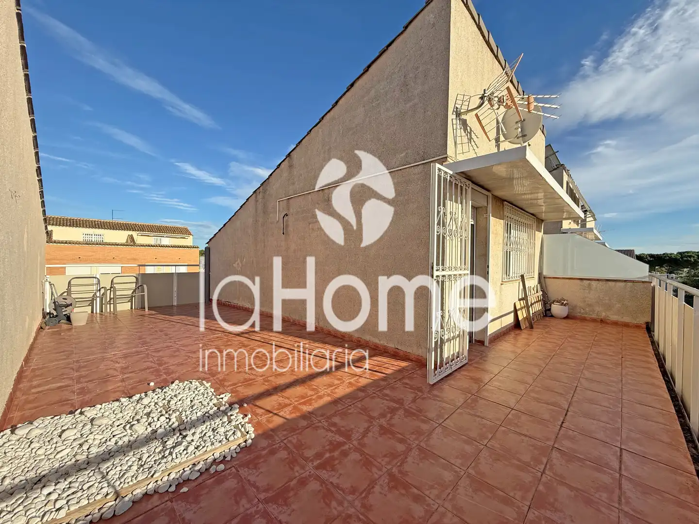 Vista exterior de Casa adosada en venta en Bétera con Calefacción, Terraza y Horno