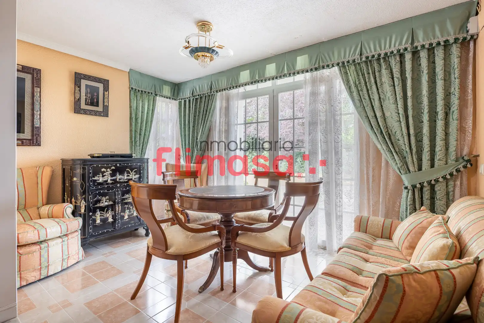 Dining room of Houses for sale in Villaviciosa de Odón  with Air Conditioner, Heating and Private garden