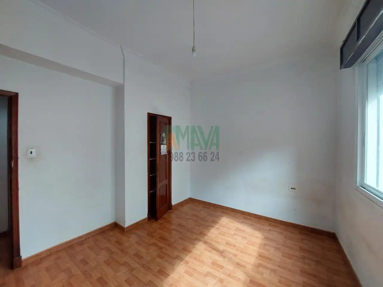 Habitación de Piso en venta en Ourense Capital  con Calefacción y Balcón