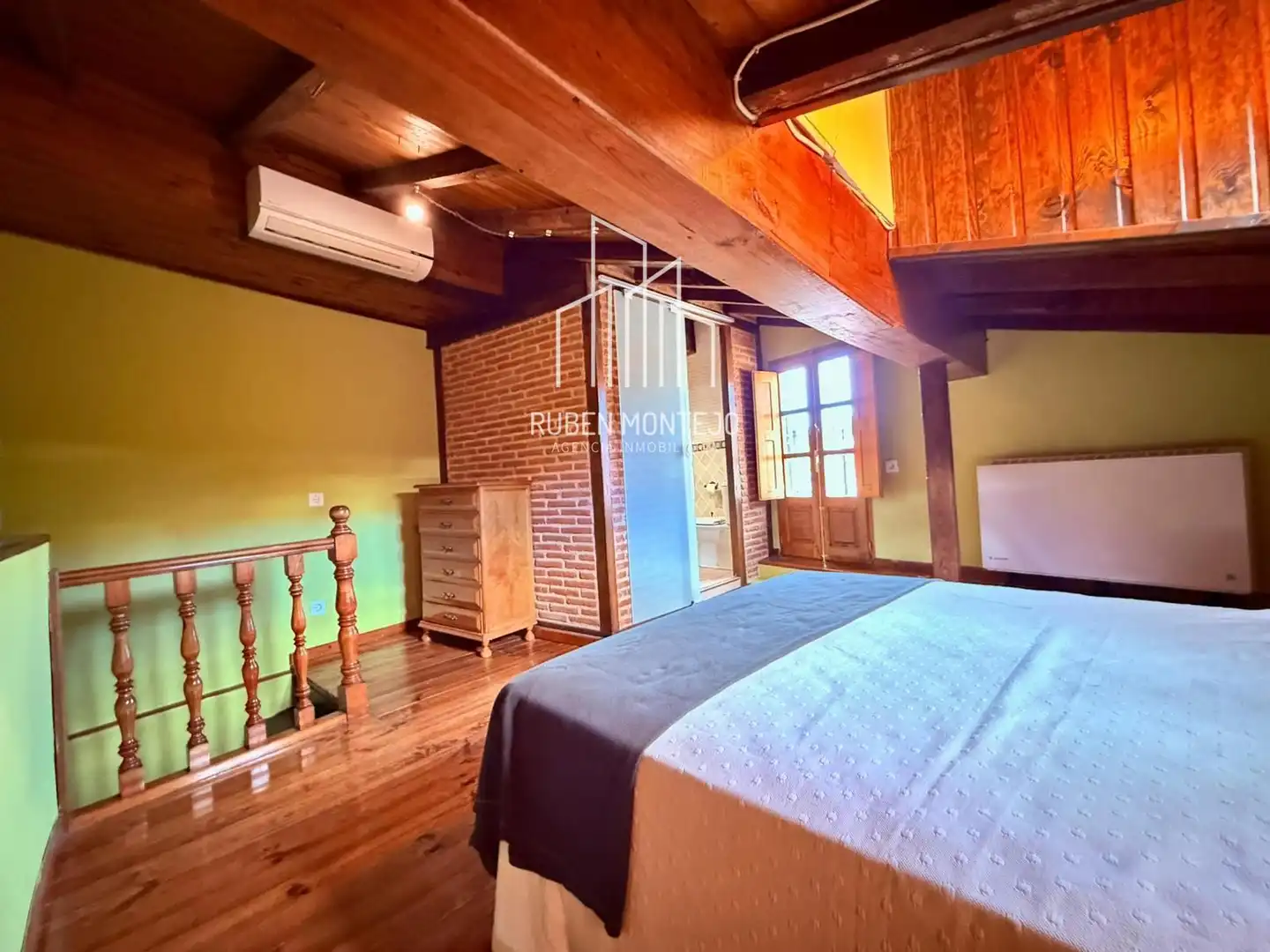 Dormitori de Casa o xalet de lloguer en San Esteban de la Sierra amb Aire condicionat, Calefacció i Terrassa