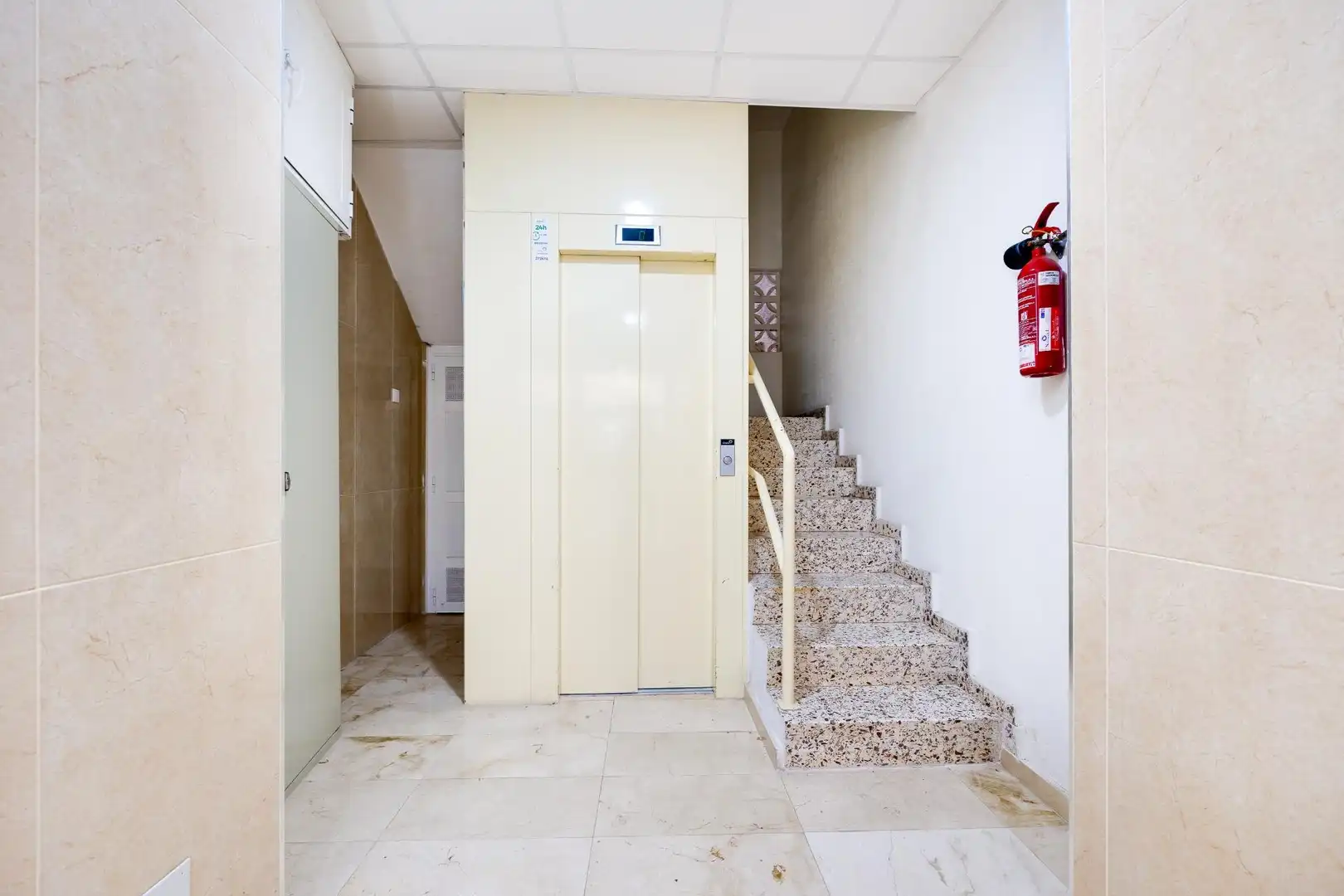 Wohnungen zum Verkauf in Torrevieja mit Terrasse, Möbliert und Balkon