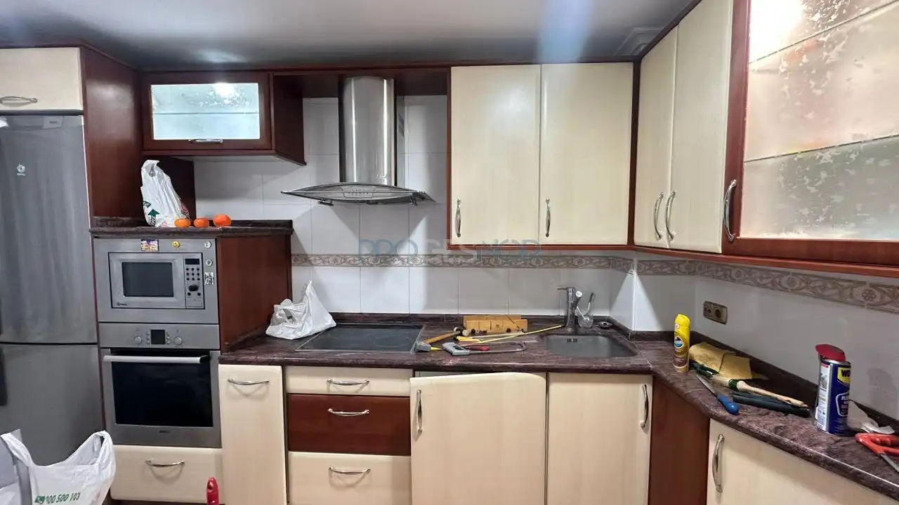 Cocina de Piso en venta en León Capital  con Calefacción, Terraza y Amueblado
