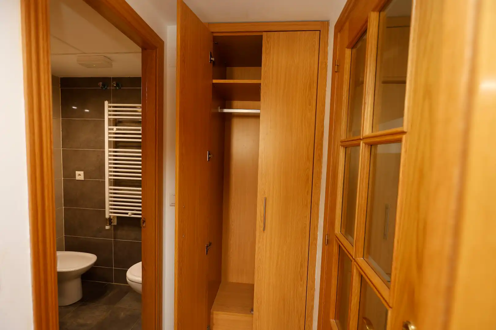 Baño de Apartamento en venta en Zaragoza con Aire acondicionado, Calefacción y Horno