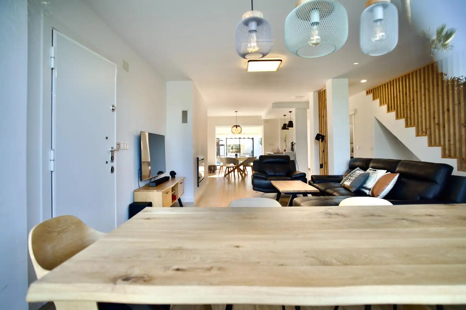 Living room of Detached homes for sale in Monforte del Cid  with Air Conditioner, Private garden and Parquet flooring