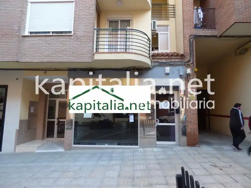 Locale commerciale in vendita a Centro