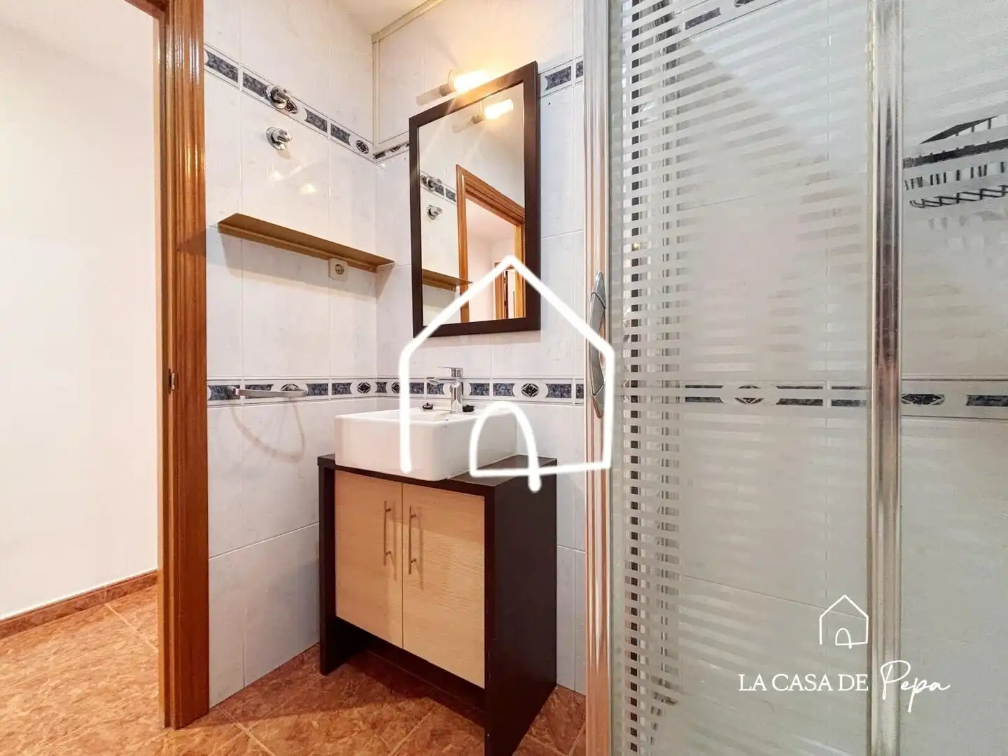 Baño de Piso en venta en Viladecans con Aire acondicionado, Calefacción y Terraza