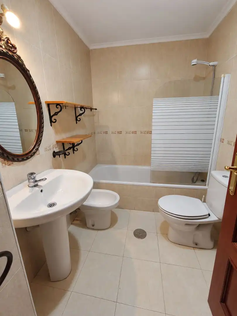 Bathroom of Flat for rent in Sahagún, León