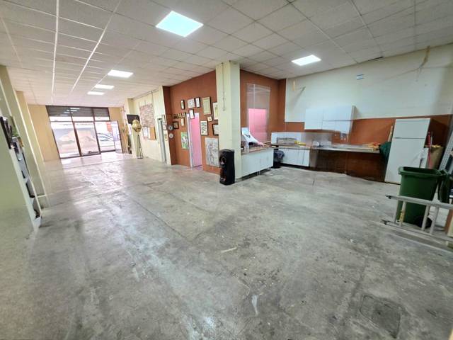 Local comercial en Venta en Plaza Illes Columbretes