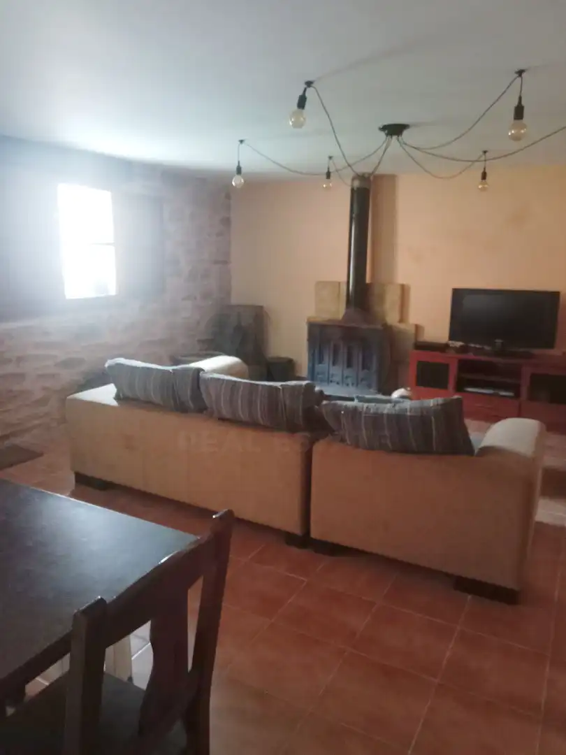 Casa en venda a Alija del Infantado, imagen 4