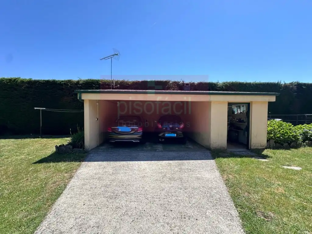 Parkplatz von Haus oder Chalet zum Verkauf in Lugo