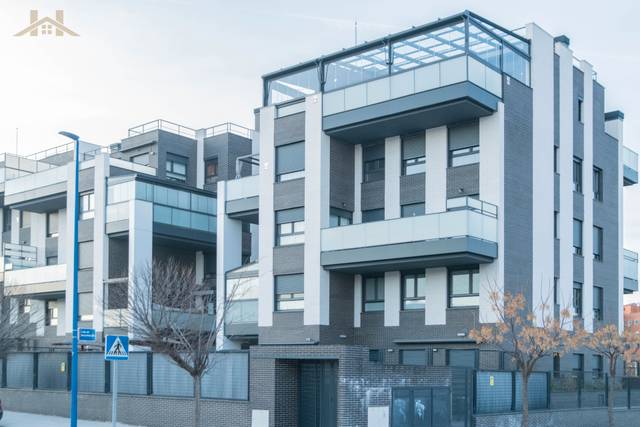 Piso en Venta en Calle Balonmano en Las Dehesillas - Vereda de los Estudiantes