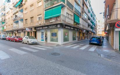 Vista exterior de Pis en venda en  Granada Capital amb Balcó