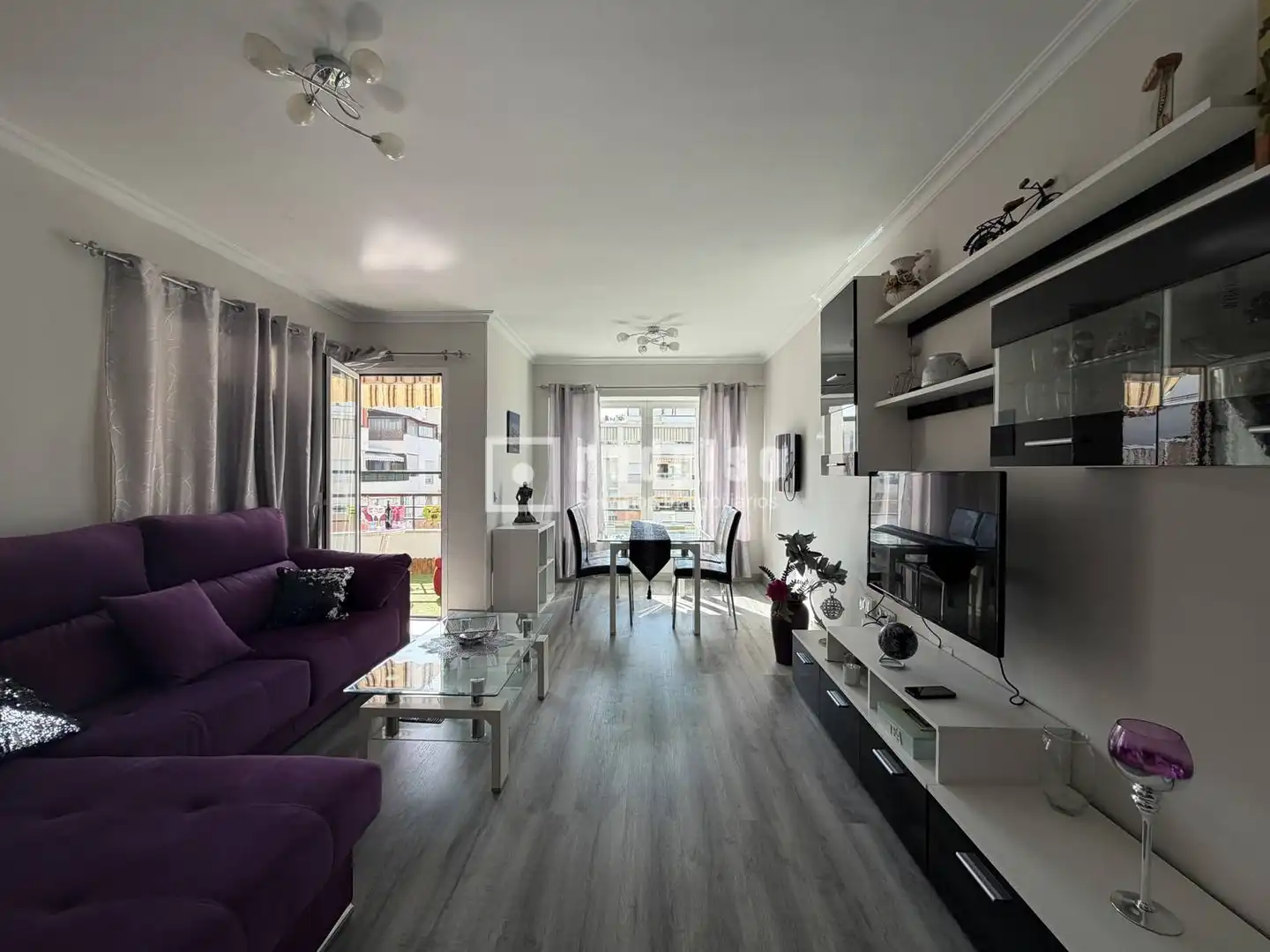 Wohnzimmer von Wohnung zur Miete in Málaga mit Klimaanlage, Heizung und Privatgarten
