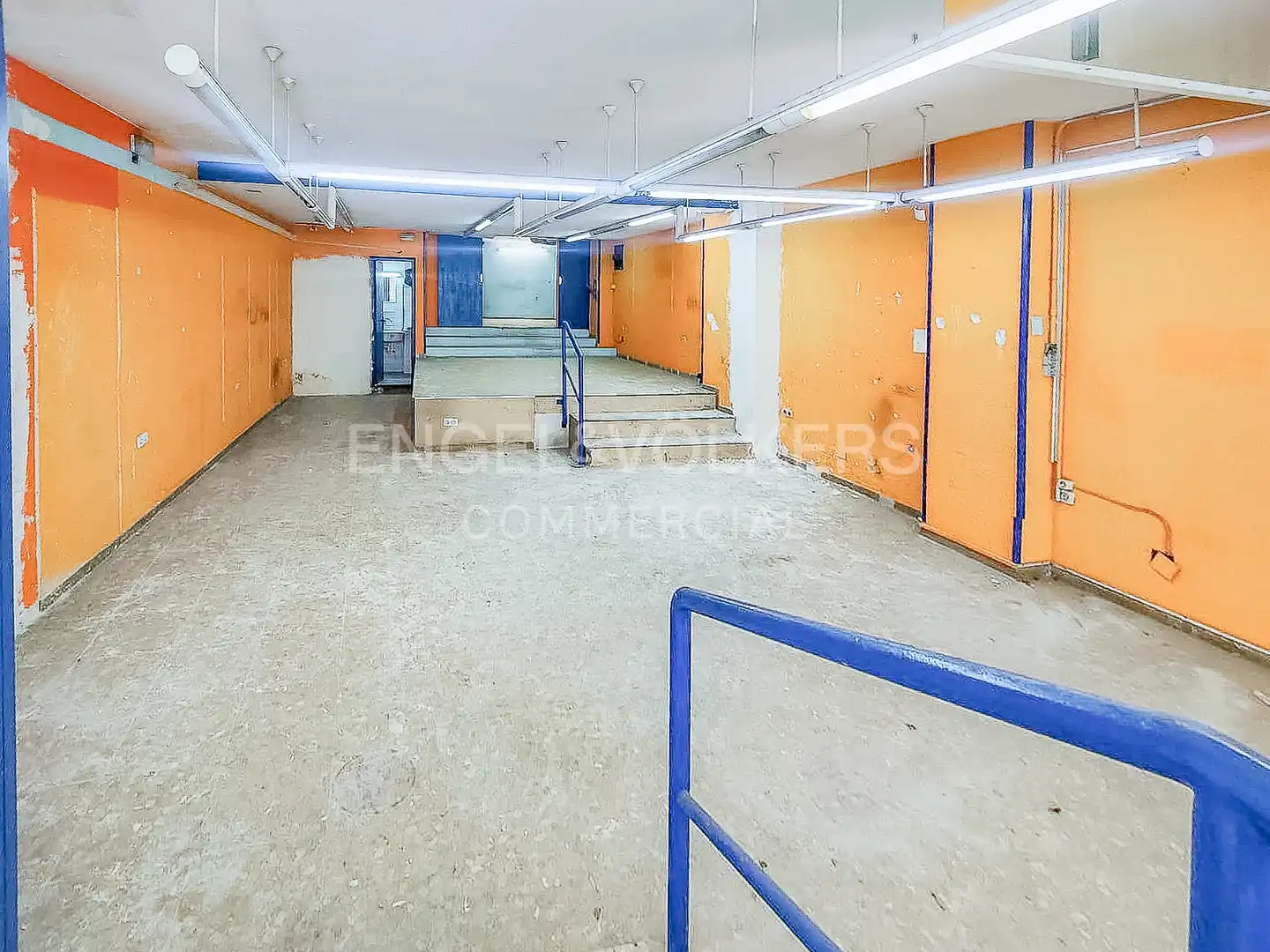 Local commercial à louer à Part Alta, imagen 19