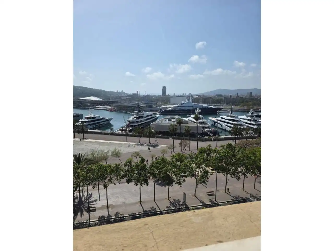 Vista exterior de Apartamento en venta en Barcelona