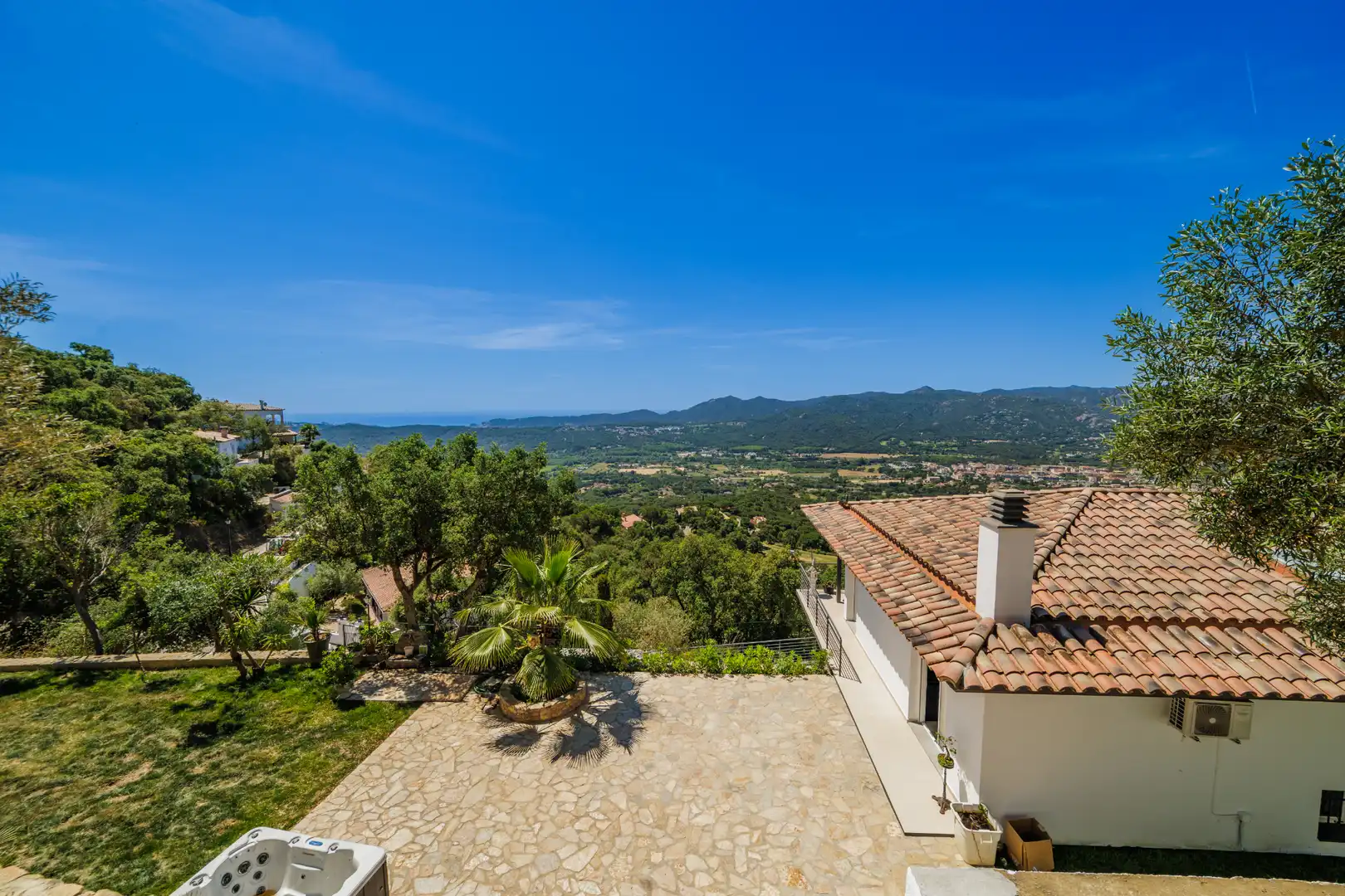 Vista exterior de Casa o xalet en venda en Santa Cristina d'Aro amb Aire condicionat, Jardí privat i Parquet