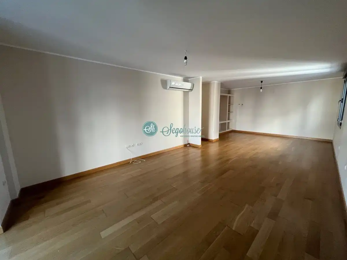 Flat for sale in Segovia  with Heating and Storage room