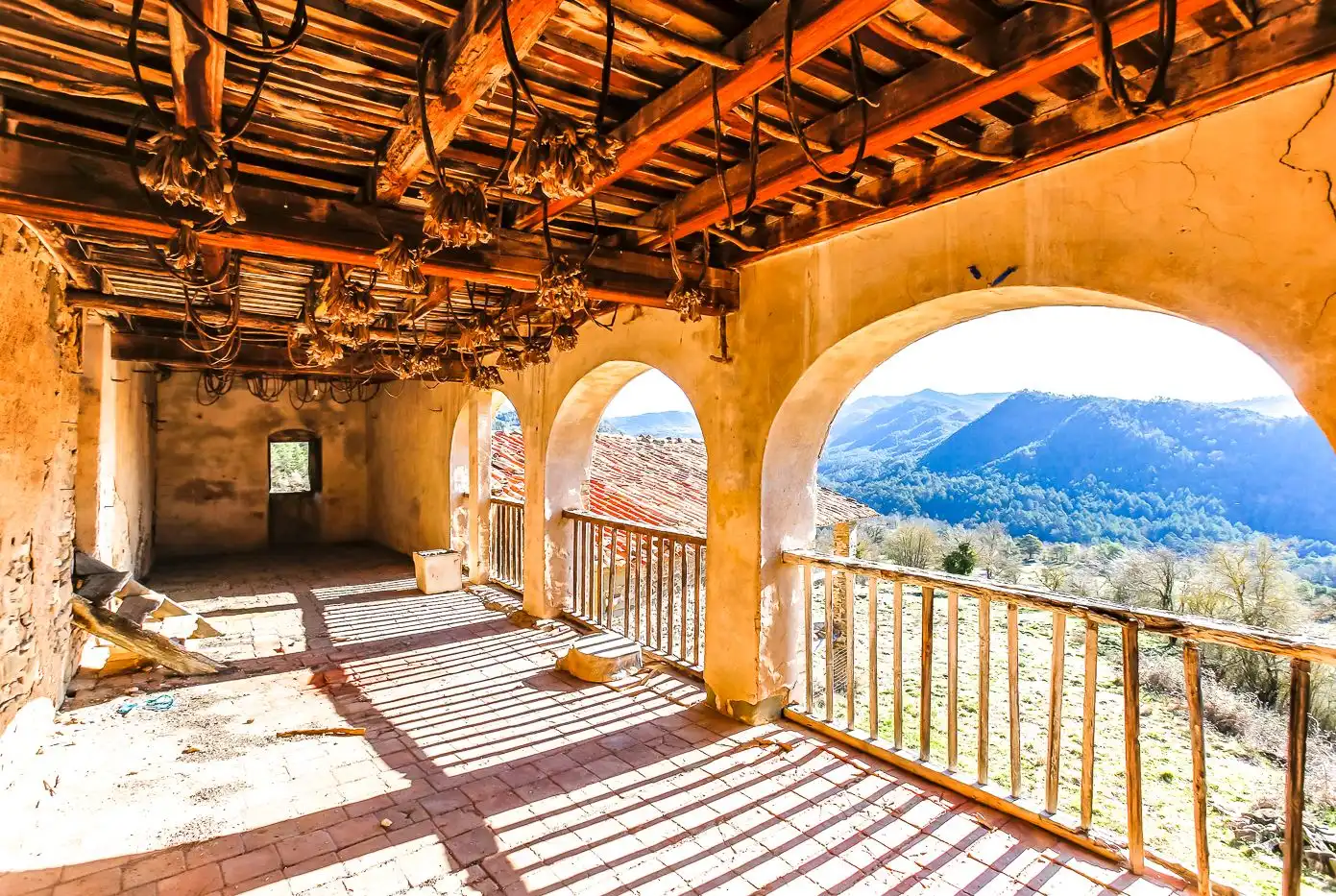 Terraza de Finca rústica en venta en Les Llosses con Jardín privado