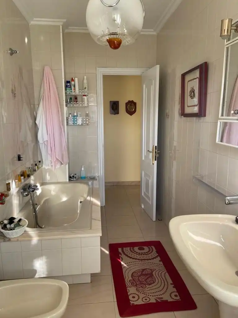Baño de Casa o chalet en venta en Ferrol con Calefacción, Jardín privado y Terraza