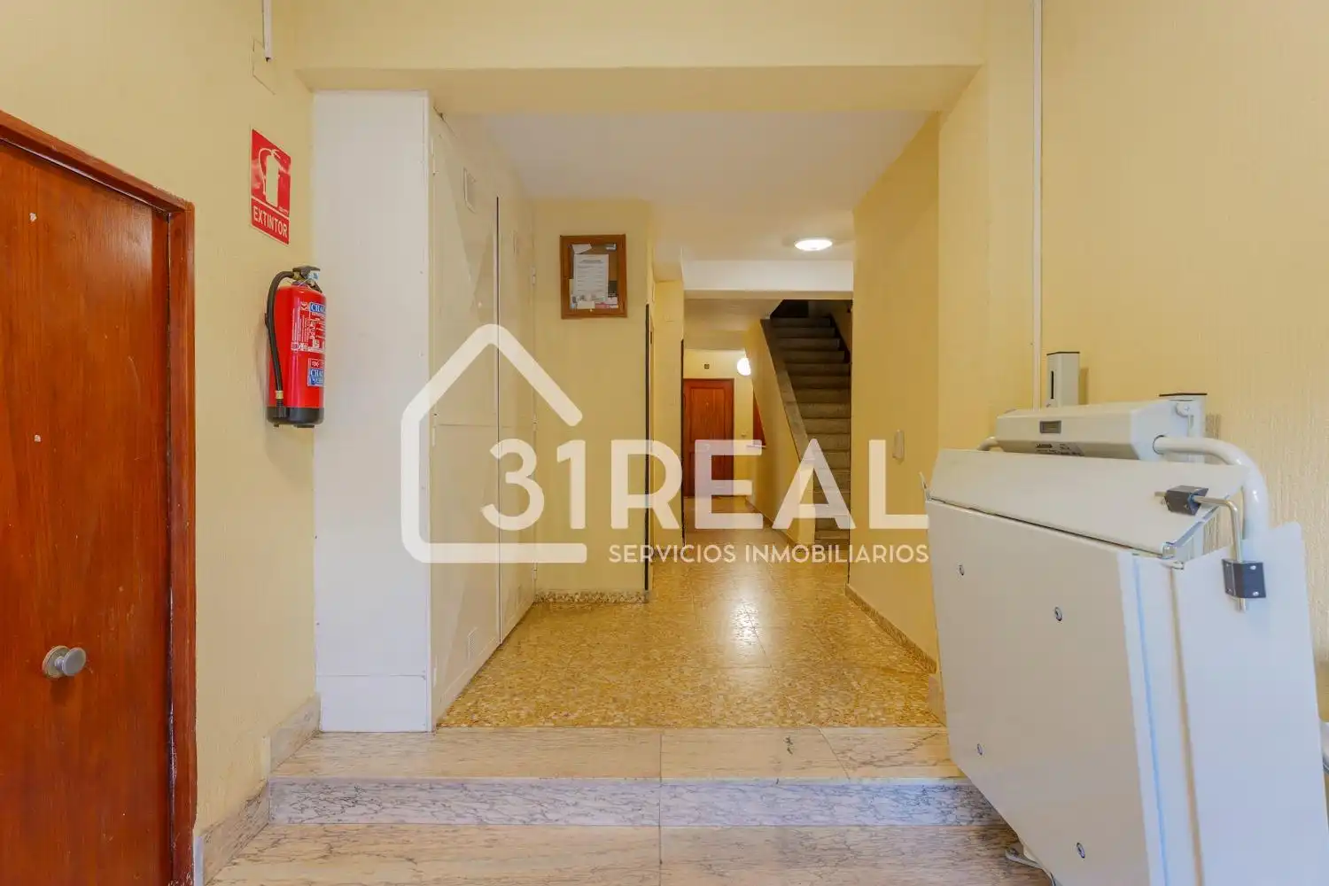 Piso en venta en Madrid con Calefacción y Terraza