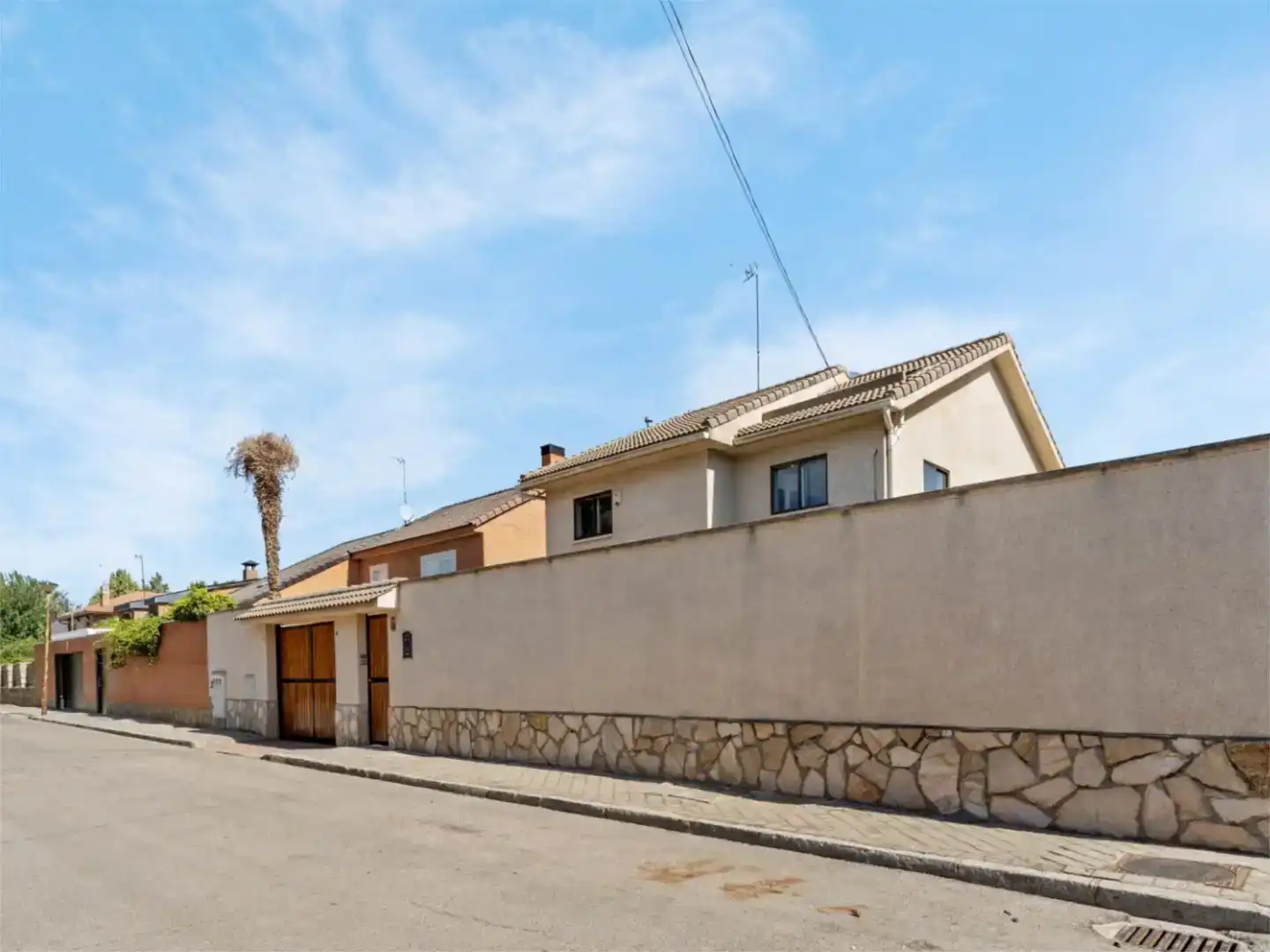 Vista exterior de Piso en venta en Alcalá de Henares con Jardín privado, Trastero y Piscina