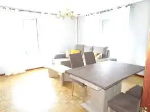 Wohnzimmer von Wohnung zur Miete in Gijón  mit Heizung, Parkett und Möbliert