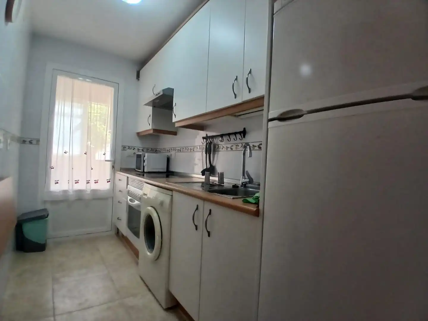 Cuina de Apartament de lloguer en Alcázar de San Juan amb Aire condicionat, Calefacció i Moblat