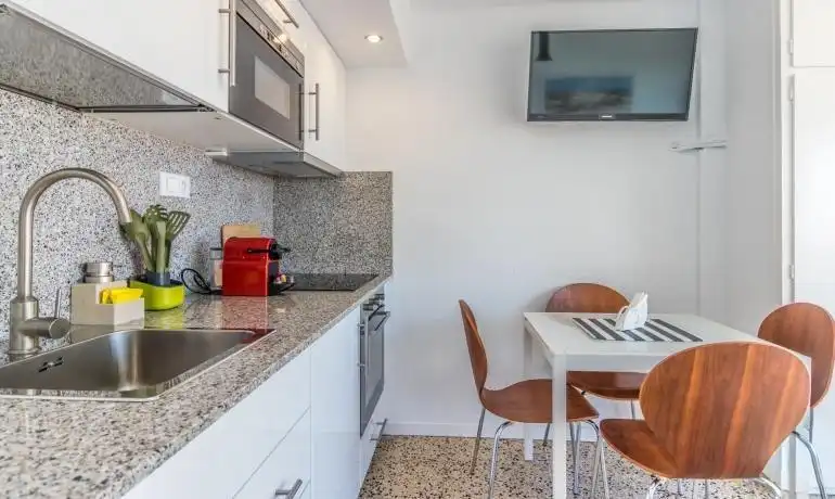 Cuina de Estudi en venda en Empuriabrava amb Aire condicionat, Terrassa i Moblat