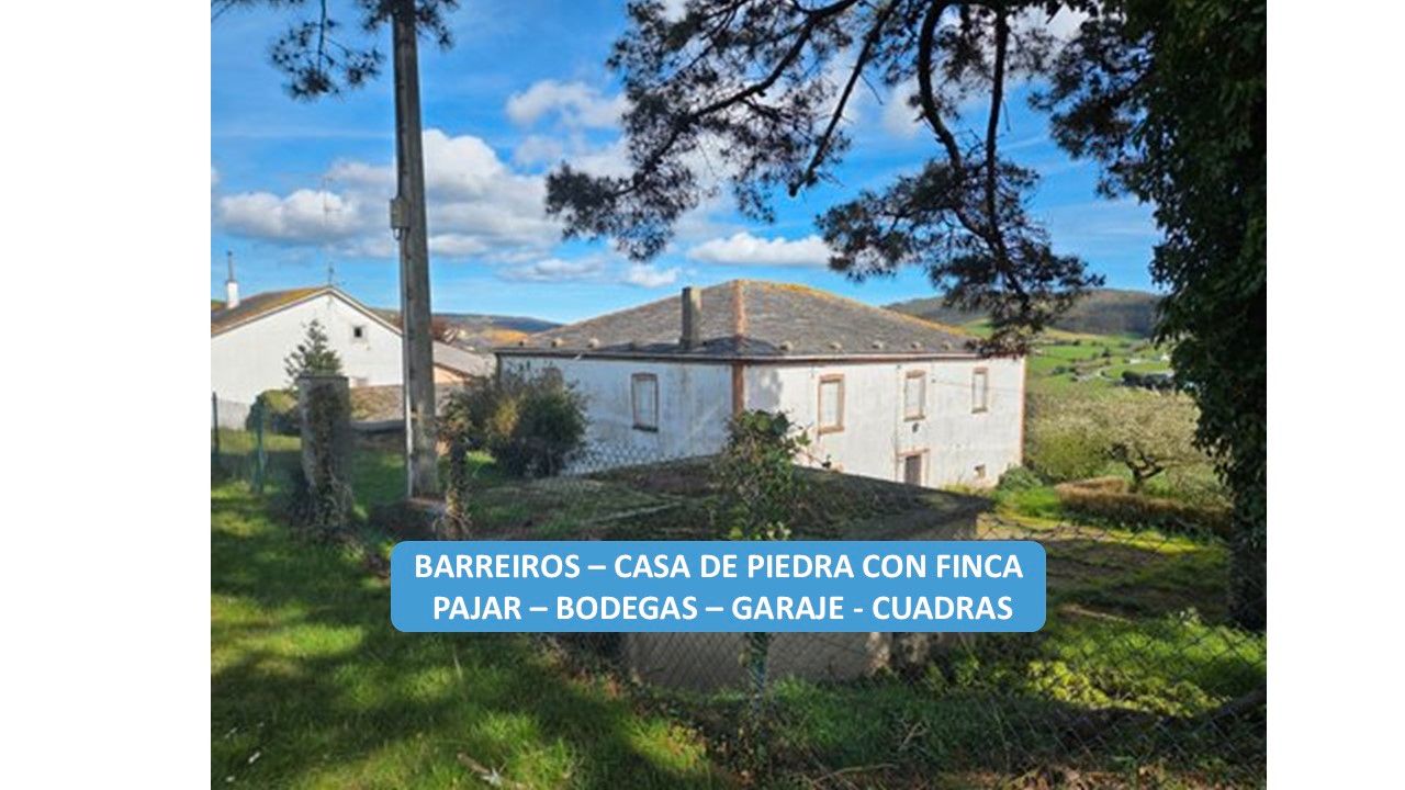 Exterior view of Houses for sale in Barreiros  with Private garden, Storage room and Furnished