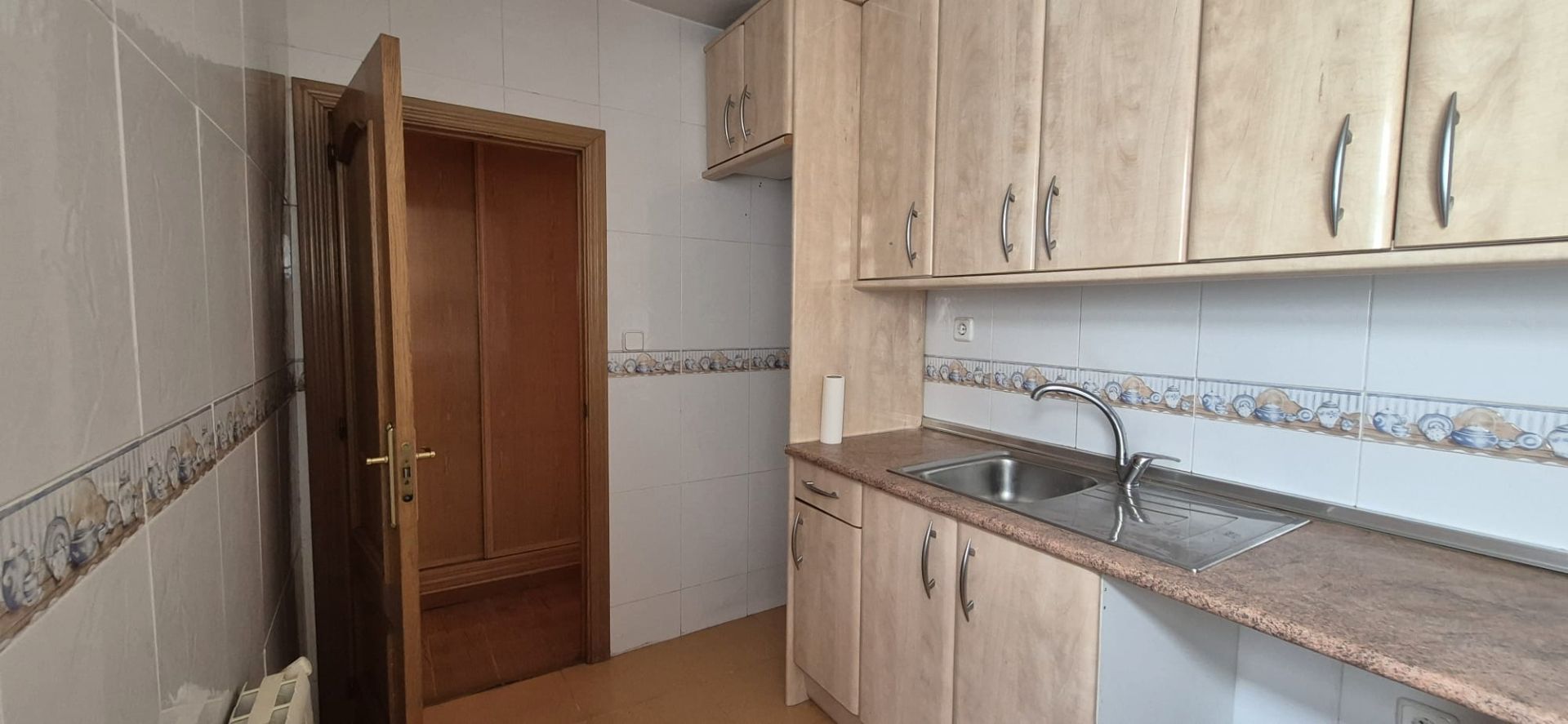Cuina de Pis en venda en Parla amb Aire condicionat, Calefacció i Terrassa