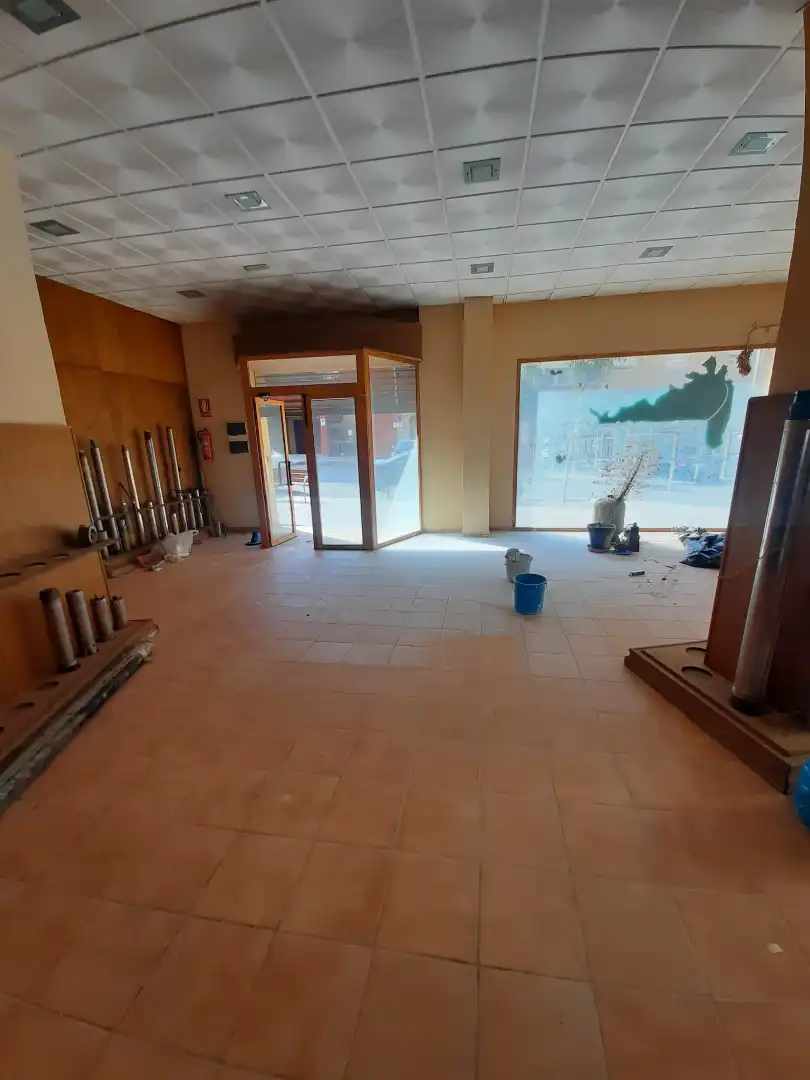 Local comercial en venda a Úbeda, imagen 6