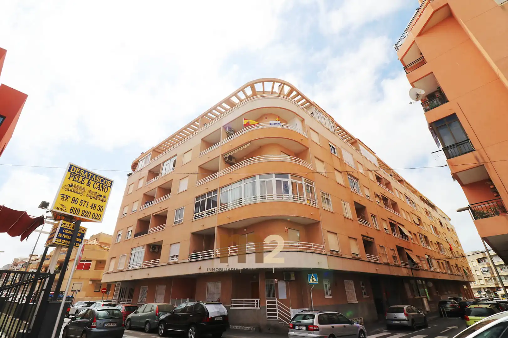 Vista exterior de Pis en venda en Torrevieja amb Aire condicionat, Terrassa i Moblat