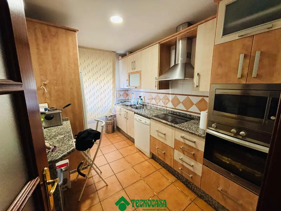 Cocina de Casa adosada en venta en Villafranca de Córdoba con Calefacción, Terraza y Balcón
