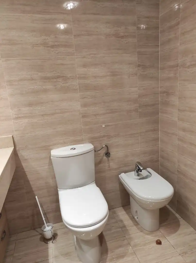 Bany de Pis de lloguer en Zaragoza amb Aire condicionat, Calefacció i Parquet