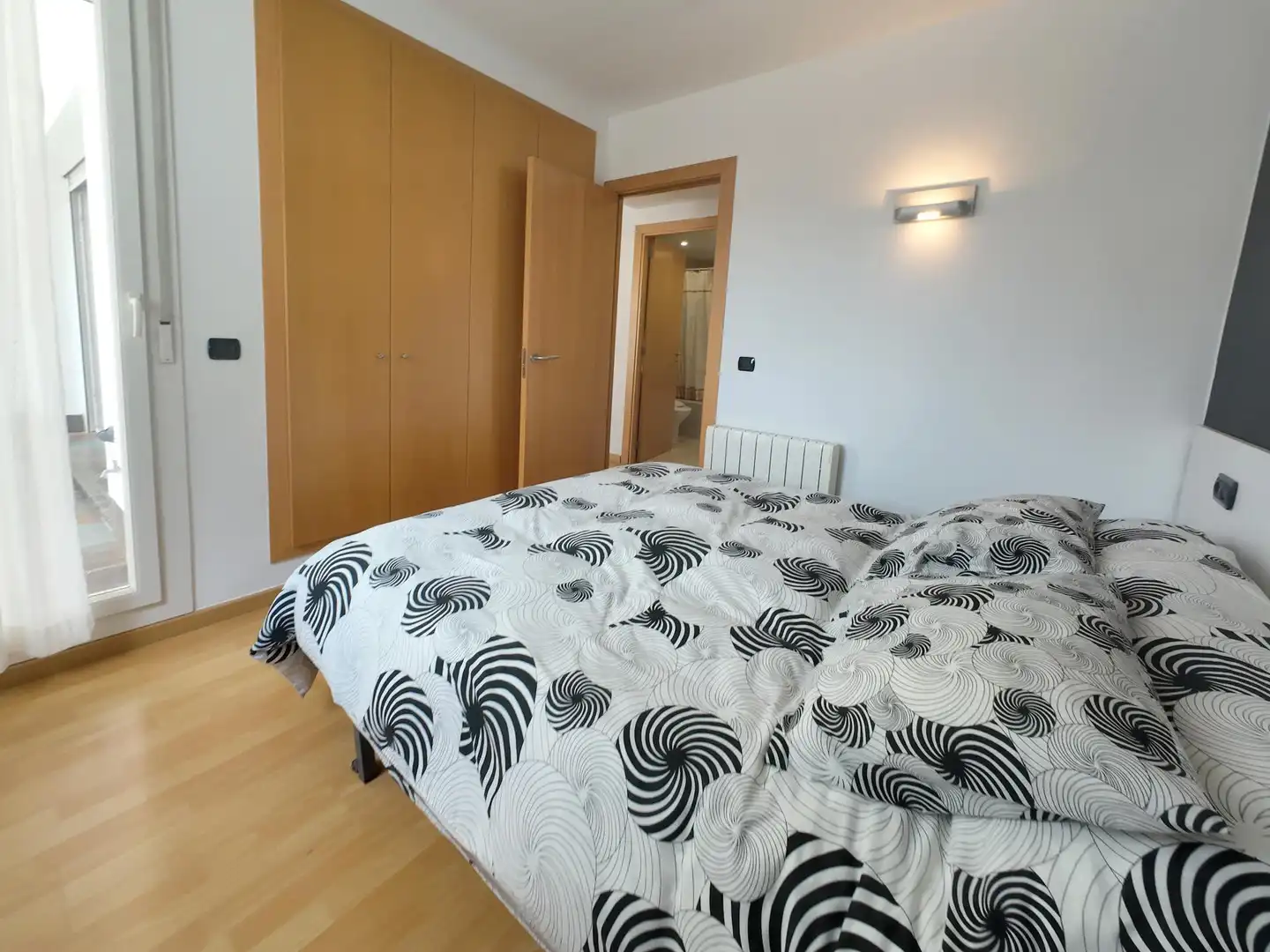 Habitación de Apartamento en venta en Roses con Calefacción, Terraza y Piscina comunitaria