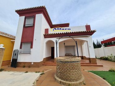 Xalet amb balcó en venda a Matalascañas